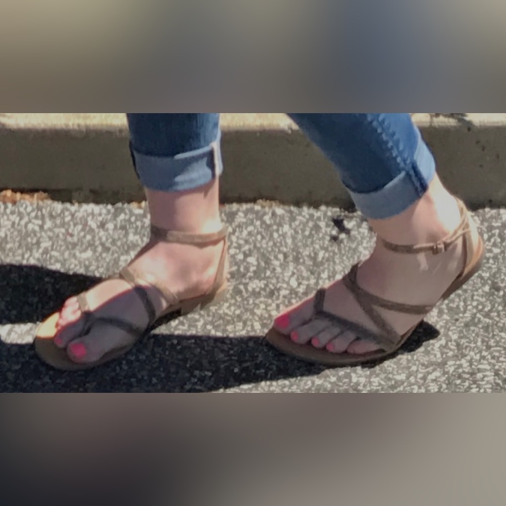 Target Sandals - Picture 4 of 4